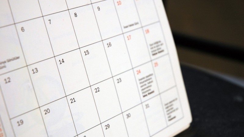 Ilustração de um calendário de mesa.