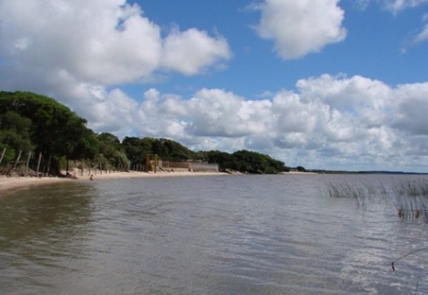 Praia do Balneário Rebello