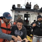 Pesquisadores do Ceclimar/Ufrgs e a estudante da Especialização em Meio Ambiente e Biodiversidade, Natália Berchieri.