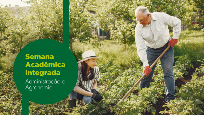 Nome do evento à esquerda, dentro de um círculo verde. A foto ao fundo é de um homem idoso com uma enxada nas mãos, em uma plantação. Ao lado esquerdo do homem, uma mulher jovem está agachada olhando ele trabalhar.